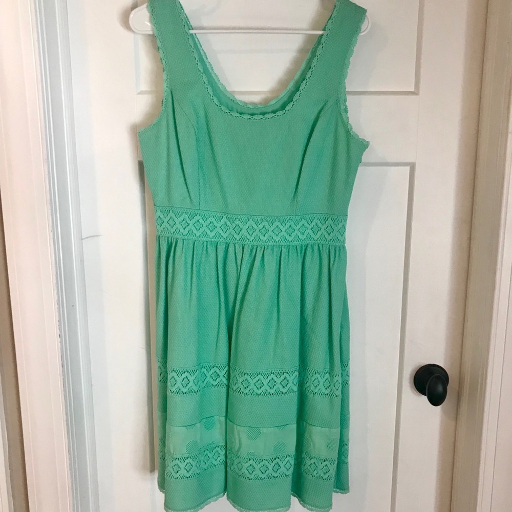 Jessica Simpson dress